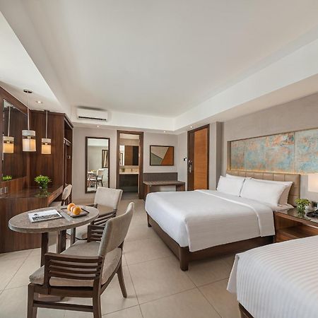 Henann Prime Beach Resort Balabag  Esterno foto Deluxe Family Room