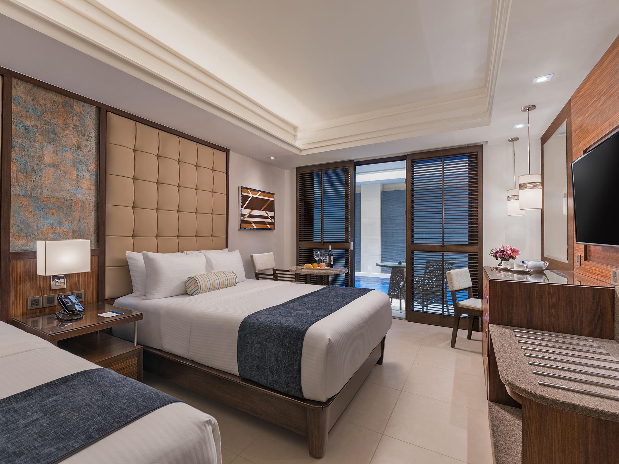 Henann Prime Beach Resort Balabag  Esterno foto Deluxe Room